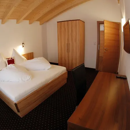 Apart Bergreich Langenfeld Room photo